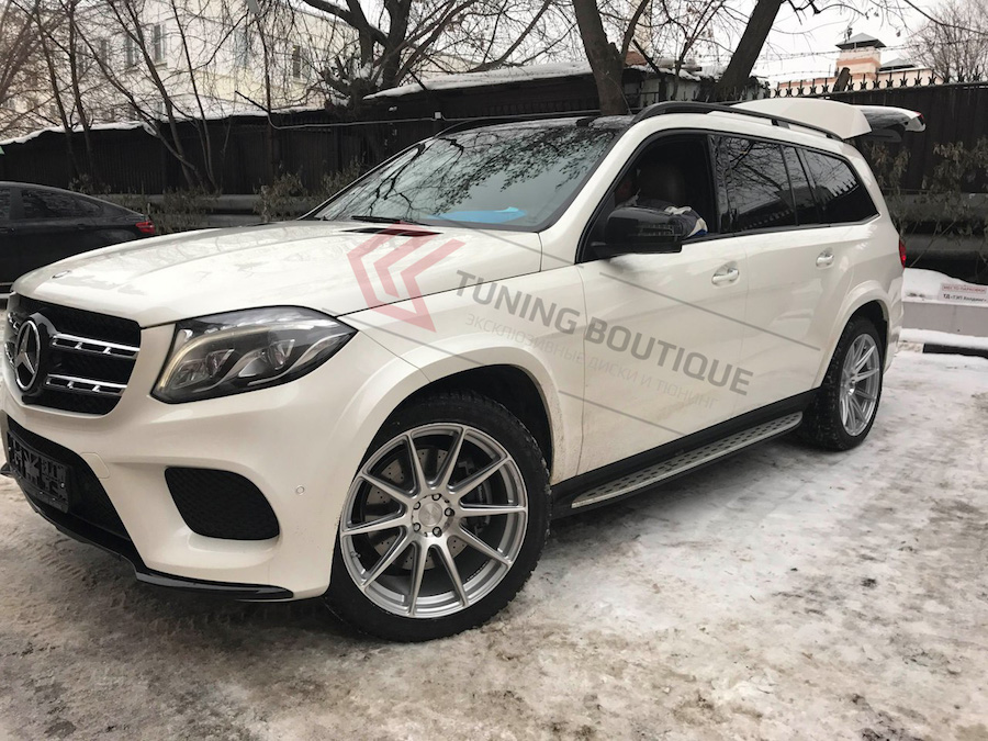 Mercedes GLS на 21" дисках Niche Essen Silver фото 1